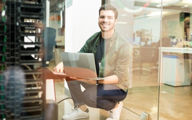 Junior Data Warehouse Specialist