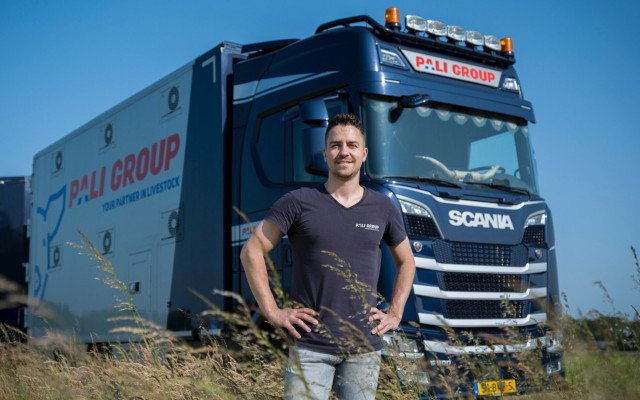 Chauffeur veetransport